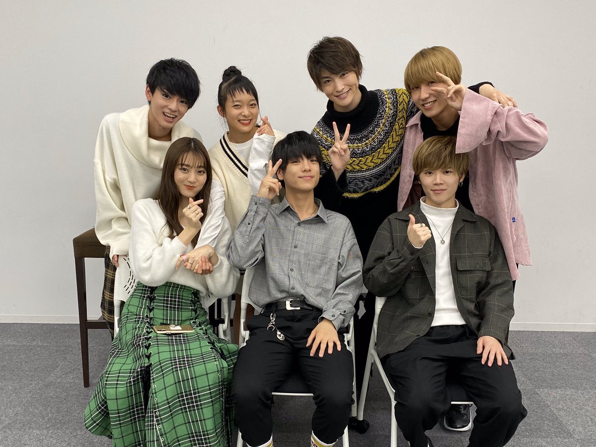 #GENIC としてのインスタライブが終了しましたー！！
皆さん重大発表は喜んでいただけましたでしょうか👂？
見逃してしまった方はアーカイブを残してますので、ぜひチェックしてくださいね😊
リリース＆ライブ情報の詳細はこちら👇
avex.jp/genic/