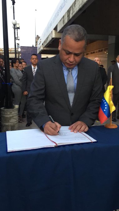 Cicpc0391's tweet image. Inicio de los Actos Conmemorativos al XVIII Aniversario del Cuerpo de Investigaciones Científicas, Penales y Criminalísticas. #MesAniversarioCicpc #CICPC