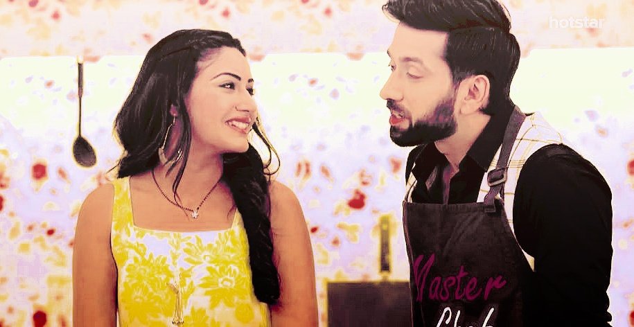 BestofShivika's tweet photo. #shivika #ishqbaaaz https://t.co/GtjLrmdBdh
