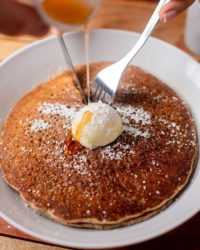 Ooooh, do you feel that, Orlando?! Fall is finally finding its way in, &amp; we have the PERFECT thing to go with this cooler weather! 🍂
.
Our Buckwheat pancakes are 100% gluten free &amp; are 1000% amazing. Grab a warm stack to kick off your weekend properl… ift.tt/2N9k6YF