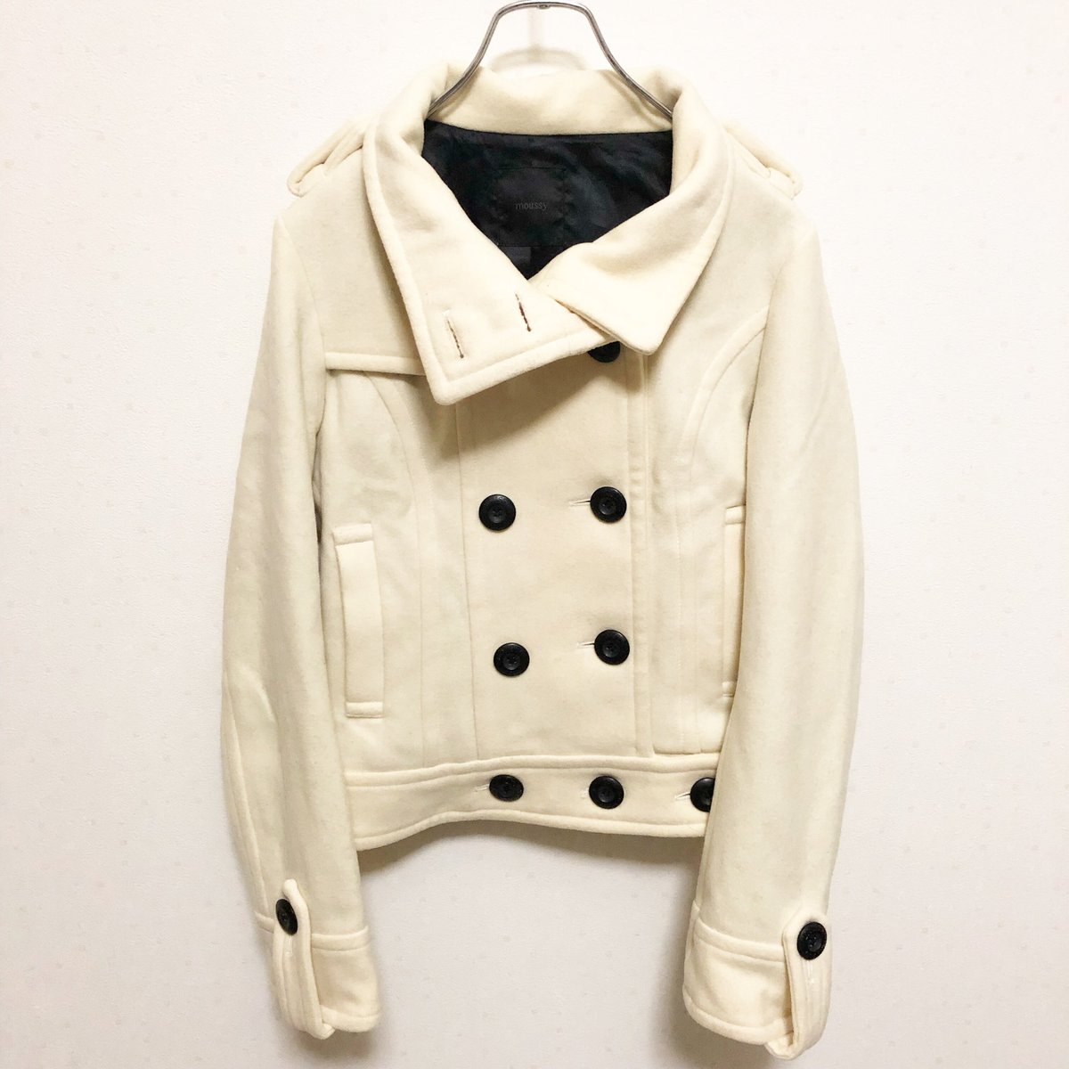 Oneloopclothing's tweet photo. 『★【MOUSSY】スタンドカラー ショート ウールコート (¥5,900)』 フリマアプリ「メルカリ」で販売中♪ https://t.co/nPCMcGny74

2wayカラーが魅力的なダブル仕様ウールコート！ https://t.co/0RQN9FDIXF