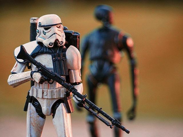 StarWarsTBS's tweet photo. Our third #TBSFF this week is a return to our page for and old friend to the page @twinpix02! π₯ππ»π₯ #stormtrooper #droid #k2droid #sandtrooper #theempire #starwars #starwarstheblackseries #starwarsblackseries #blackseries6inch #starwars6inch #starwarsβ¦ https://t.co/MihfMS6F4U https://t.co/TZVB4WvgNa