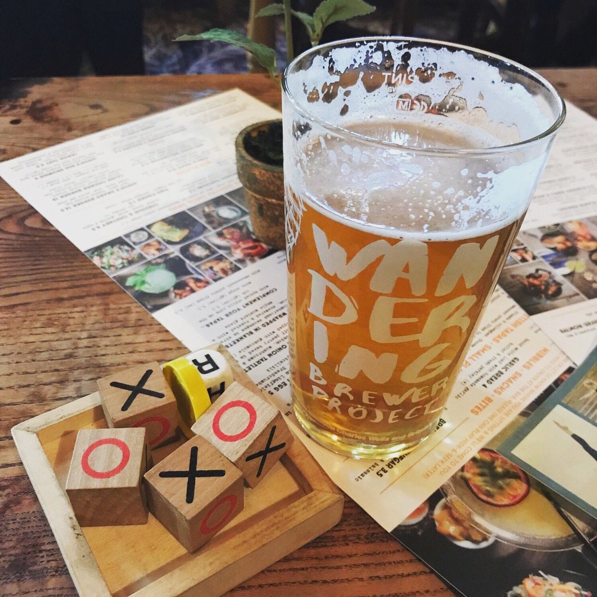 WanderingBrewer's tweet photo. Cheers to the weekend &amp; cheers to the @EnglandRugby team!

BRING IT HOME! 🏴󠁧󠁢󠁥󠁮󠁧󠁿🍻

#WBproject https://t.co/lWjUnSt0pE