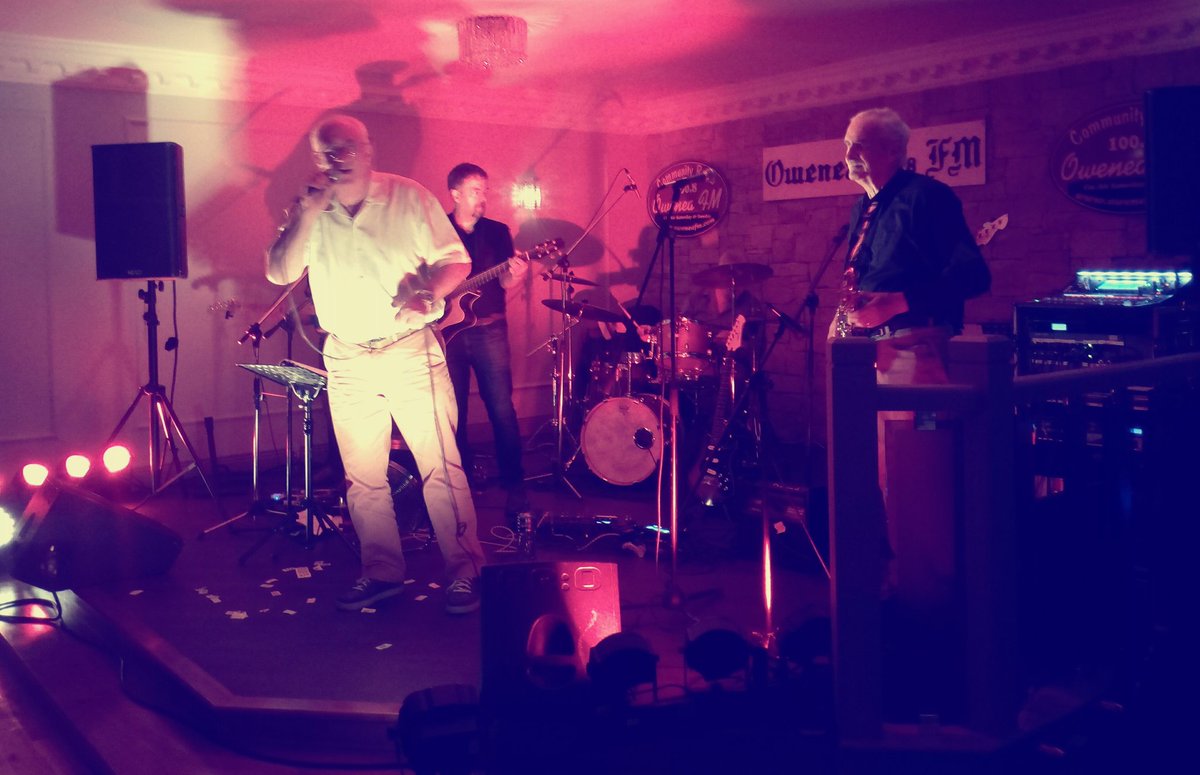 OweneaFM's tweet photo. Thanks to everyone who attended, bought tickets and supported last night's fundraising dance &amp; concert in the Nesbitt Arms Hotel. 👏🎉 https://t.co/yLEZYHX1vk