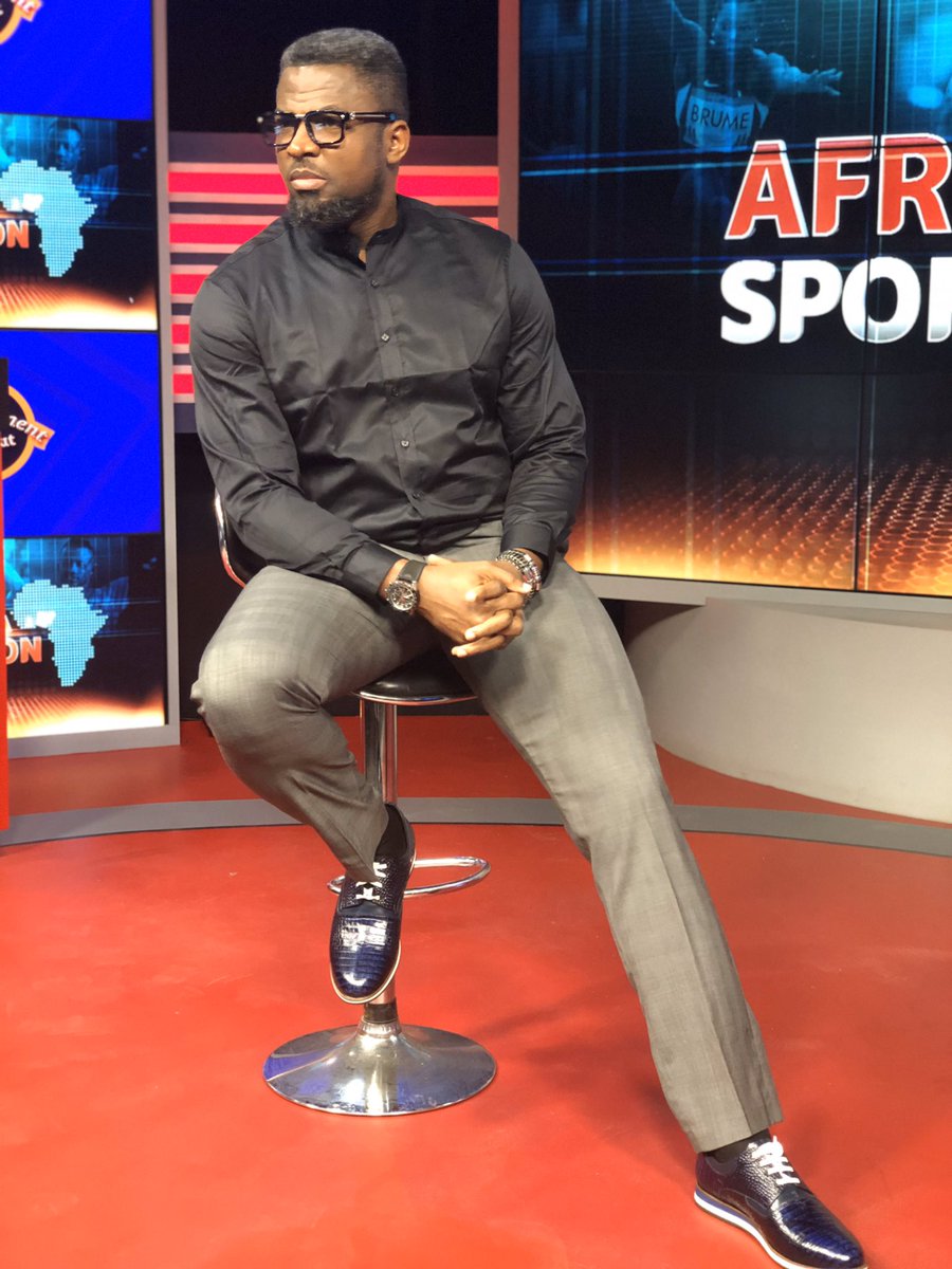 Mpraiz's tweet photo. Had my excellent brothers @GodwinAruwayo and @iamvjadams on the show @Africa_SportOn 
Grea vibes always...🙌🏽
#SuperSport
#AfricaSportOn
#BossDad
#PapiGrey 🧔🏼
#GreyBoss 🧔🏼 https://t.co/fBAZrcFDMS