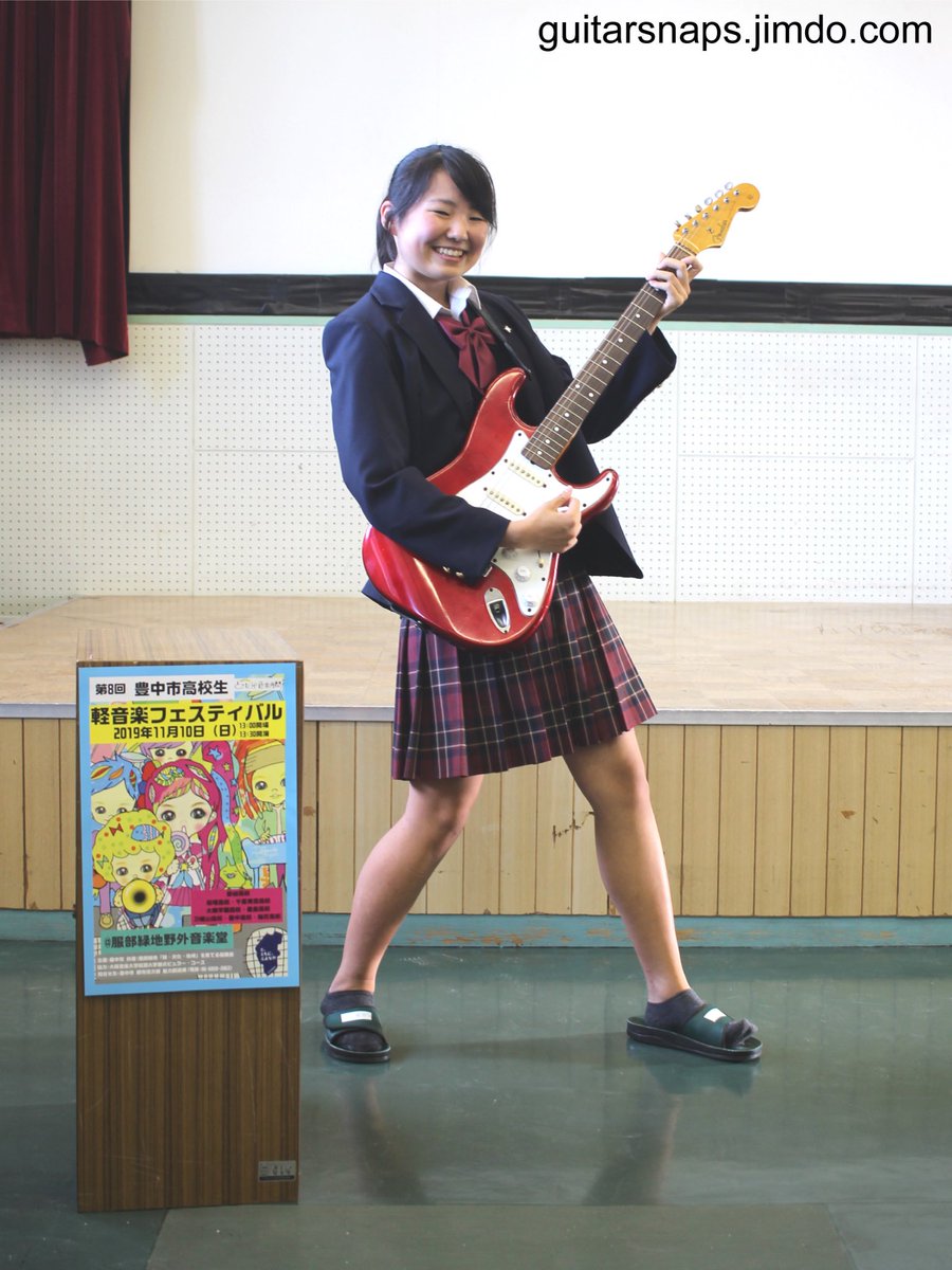 guitarsnaps's tweet photo. [name] #しずく さん
[brand] #FenderJapan
[model] #ST57
[place] #豊島高校
[event] 令和元年 #豊中市 #高校生軽音楽フェスティバル

#2019年11月10日
#入場無料
#ギター女子
#ギタースナップス #guitarsnaps #ギタスナフェス #服部緑地野外音楽堂 https://t.co/QGjWncWna4