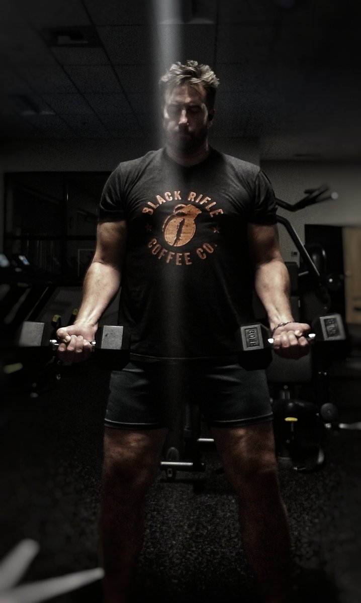 Goofing around with some cool lighting in the gym. #gymlife #WorkoutWednesday 
#DadBod