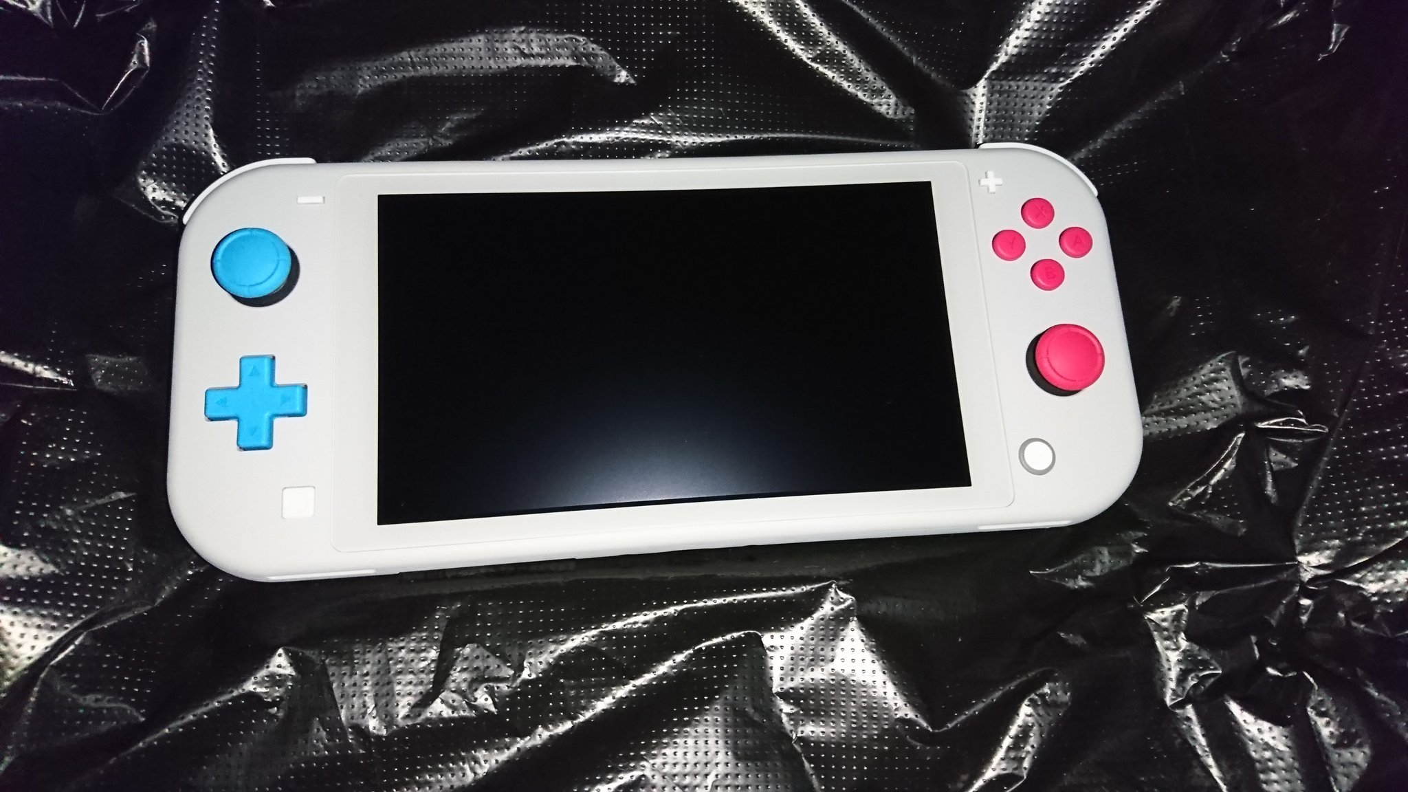 【処分前の大幅値下げ】カセット3個付き❗️任天堂Switch 処分前の大幅値下げ】カセット3個付き❗️任天堂Switch - メルカリ