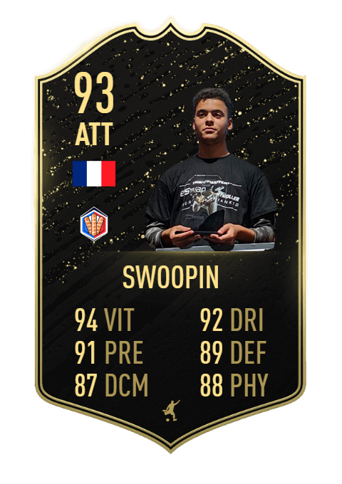 RLUltimateTeam's tweet photo. Avec sa victoire de la #ThrustmasterCup à la #PGW2019 , Swoopin à l'honneur de recevoir la première carte Boost UT ! 🆕 Bravo à lui et son coéquipier Yukiss pour la perf 💛❤️ https://t.co/NMNC7lspCm