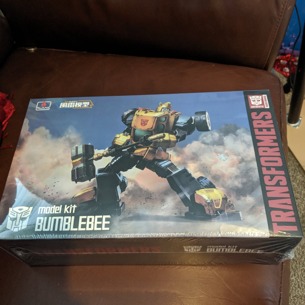 Next kit has arrived let's get it started
#transformers #fametoys #furaimodel #flametoysmodelkit #bumblebee #modelkit #gunplabuilder #gunsofinstagram #gunpla