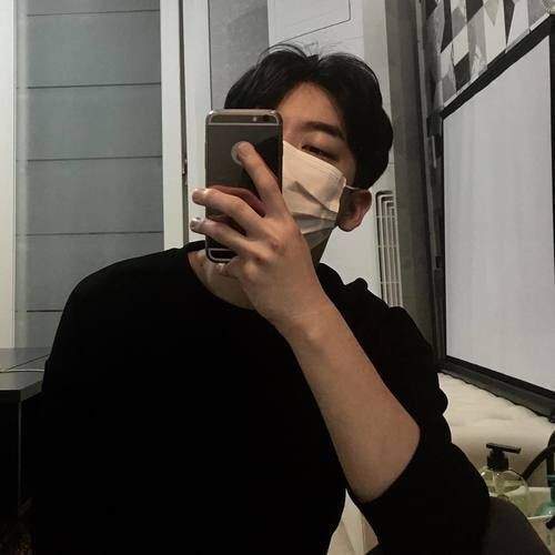 𝔼𝕒𝕤𝕥𝕖𝕣 tweet media