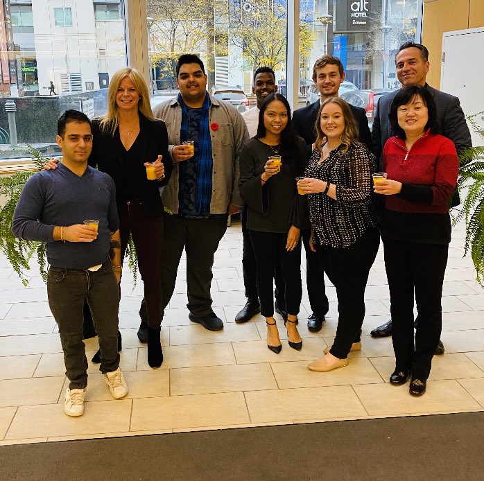 Kicking off F20 with #TeamCap and a mango smoothie 😊#Boldlygrowthegood #Proudtoworkatbmo ⁦<a href="/kendrammaxine/">Kendra Maxine</a>⁩ ⁦<a href="/BrennanTDoherty/">Brennan Doherty</a>⁩