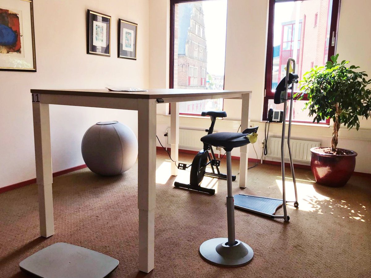 worktrainer's tweet photo. πEen kamer vol met actief meubilair! What to choose...π€
πhttps://t.co/50PQ2c0Hlt
#actiefwerken #deskbike #honmove #vluv #zitbal #muvman #stand4work #steppie https://t.co/ECHLC3wx4C