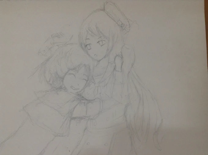 J級姉妹描いてます。ラフと線画…。む、難しい(;'・ω・)
#アナログ 