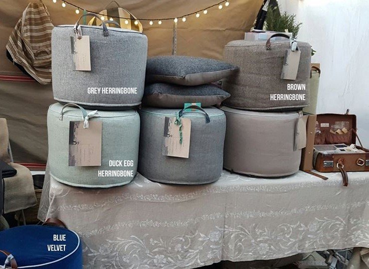 shop2give_CFA's tweet photo. https://t.co/LagXL1wnJy make beautiful items for your home; authentic cloth - wool herringbone from Scotland &amp; Yorkshire.
Tuffets are special,the gorgeous bespoke crafted leather handles, they are sturdy &amp; easily portable, 
https://t.co/GYuytLuuW6
#tuffet #bespoke #feetupfriday https://t.co/c3qwCKNbLZ