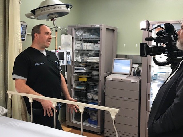 Andrea4PR's tweet photo. Dr. Matthew Projansky emergency physician #SyossetHospital @Northwell_Life speaking to @News12LI about the long term dangers of head injuries. #care #emergencymedicine #trauma #do #good https://t.co/gndWXbSDX8
