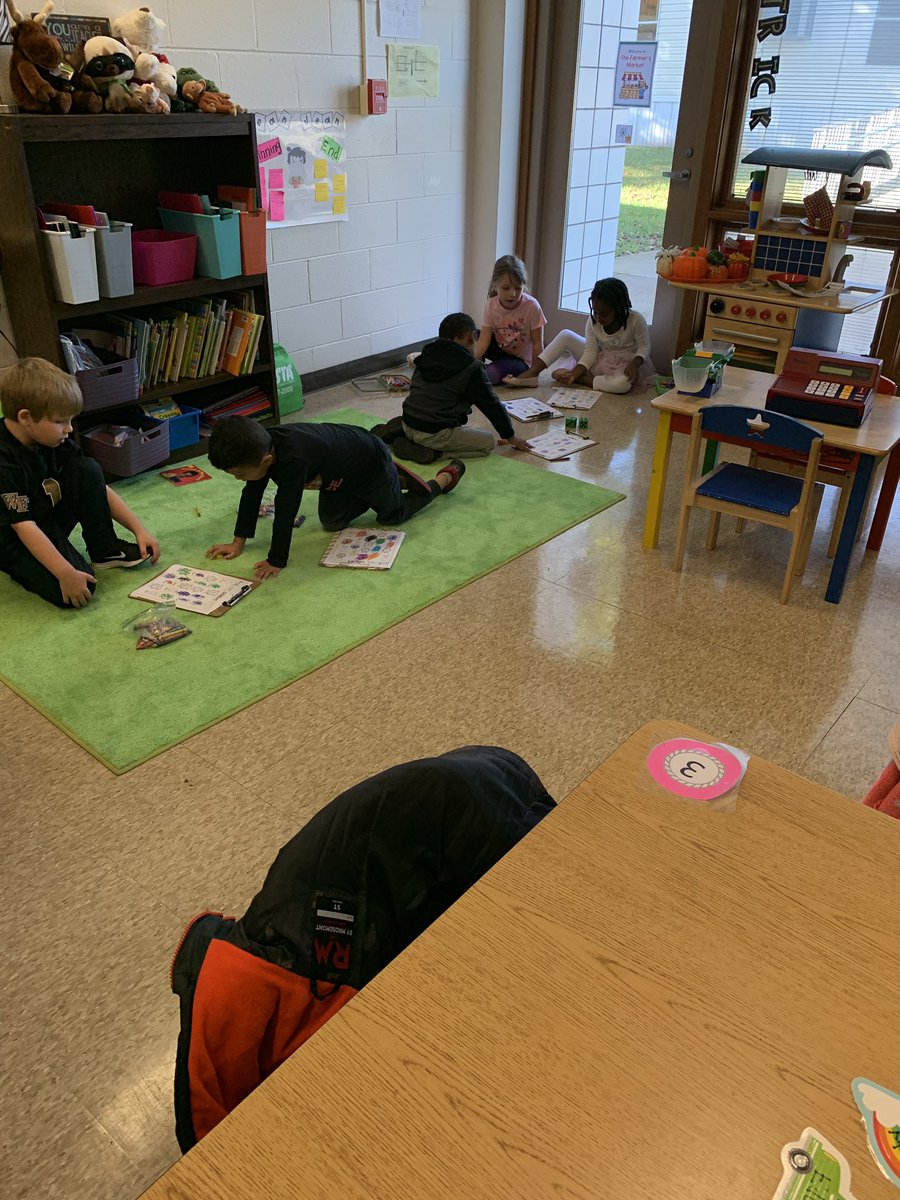 brandiluvslabs's tweet photo. Math is always better when you have a partner. #@WalkertownElem2 https://t.co/0vojQfkgrB
