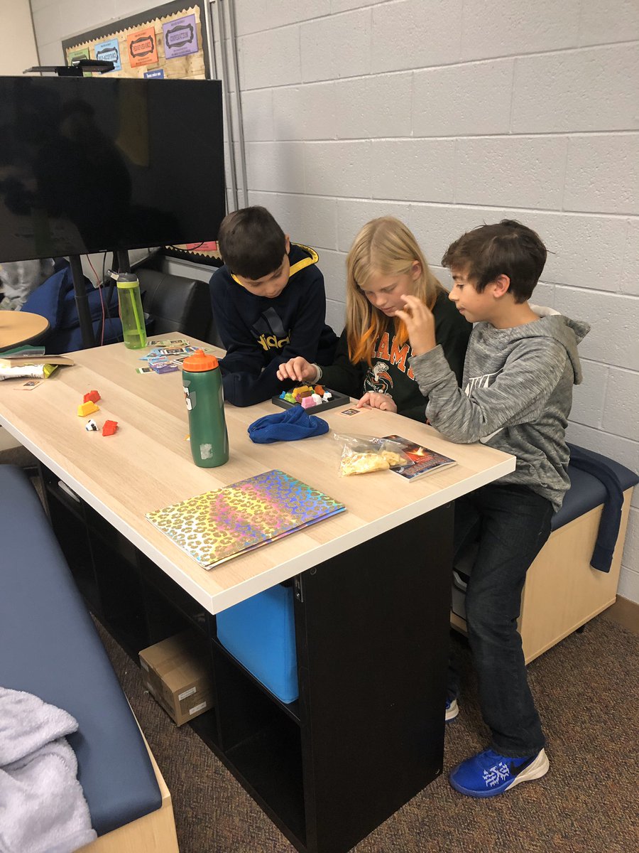 My favorite reward....game hour. I love everything about this! #heritagelearn #sascompass