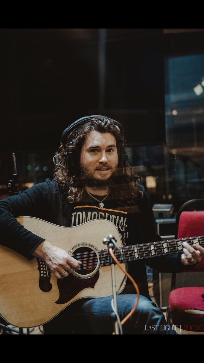 nothingmorerock's tweet image. #FadeInFadeOut acoustic from abbey road Video Premier at 11a ET, 3p UK.  Live chat with us before on @youtubemusic - youtu.be/25BOeKLa4dc