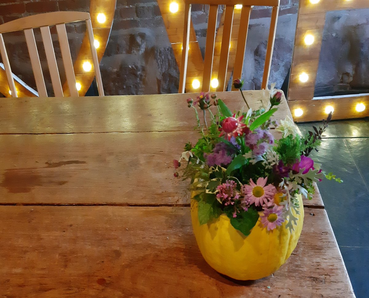 Camomile & Cornflowers (@candcflowers) on Twitter photo Last #wedding of the year at the very popular <a href="/CurradineBarns/">CurradineBarns</a> embracing #autumn with lots of #Pumpkins #WorcestershireHour #weddingseason Last #wedding of the year at the very popular <a href="/CurradineBarns/">CurradineBarns</a> embracing #autumn with lots of #Pumpkins #WorcestershireHour #weddingseason