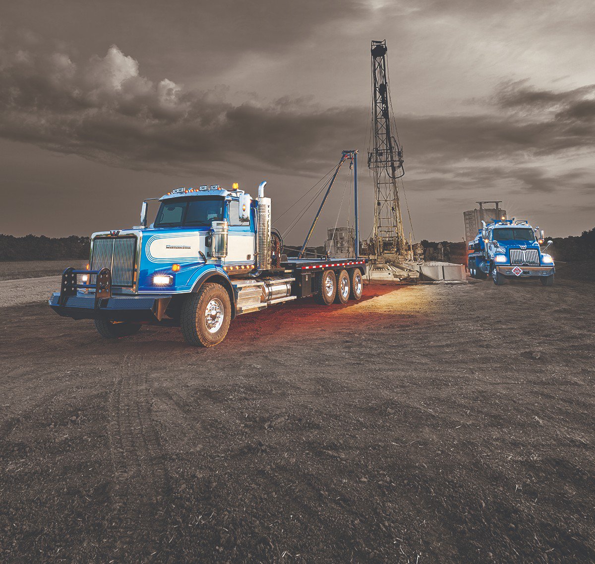 WstrnStarTrucks's tweet photo. Kicking off November with our calendar image. From the oil fields to the mining quarries, the #4900XD is the tool to use for the most challenging off-road conditions. #XDOffroad https://t.co/eutB9K3yUu