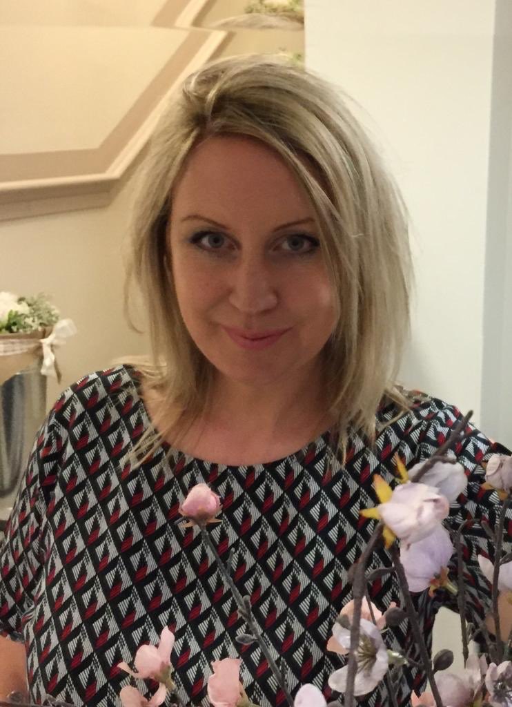 Hi, I’m Elaine and I’m a vegan cook who specialises in the use of food to help symptoms of MS. I’m proud to be working with the Rochdale branch of the MS Society to suggest recipes which may help with this.

#ms #mssociety #multiplesclerosis #rochdale #foodiefriday