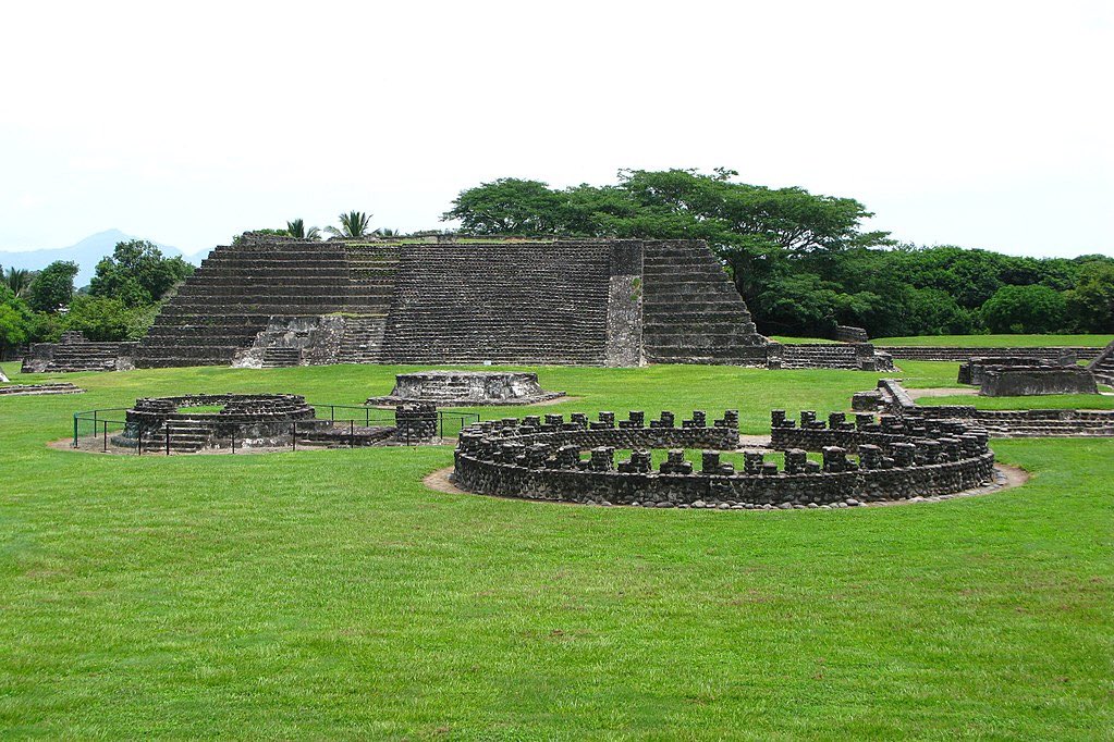 smia_mx's tweet photo. Hoy, actividades académicas y culturales en zona arqueológica de Cempoala y Quiahuiztlán (Periodo Epiclásico 800 - 900 a.c.)
Academic and cultural activities in the archaeological zone of Cempoala y Quiahuiztlán (Epiclassic period 800-900 B.C.) Share your experience 📸#MICAI2019 https://t.co/9W2nMqlCUl