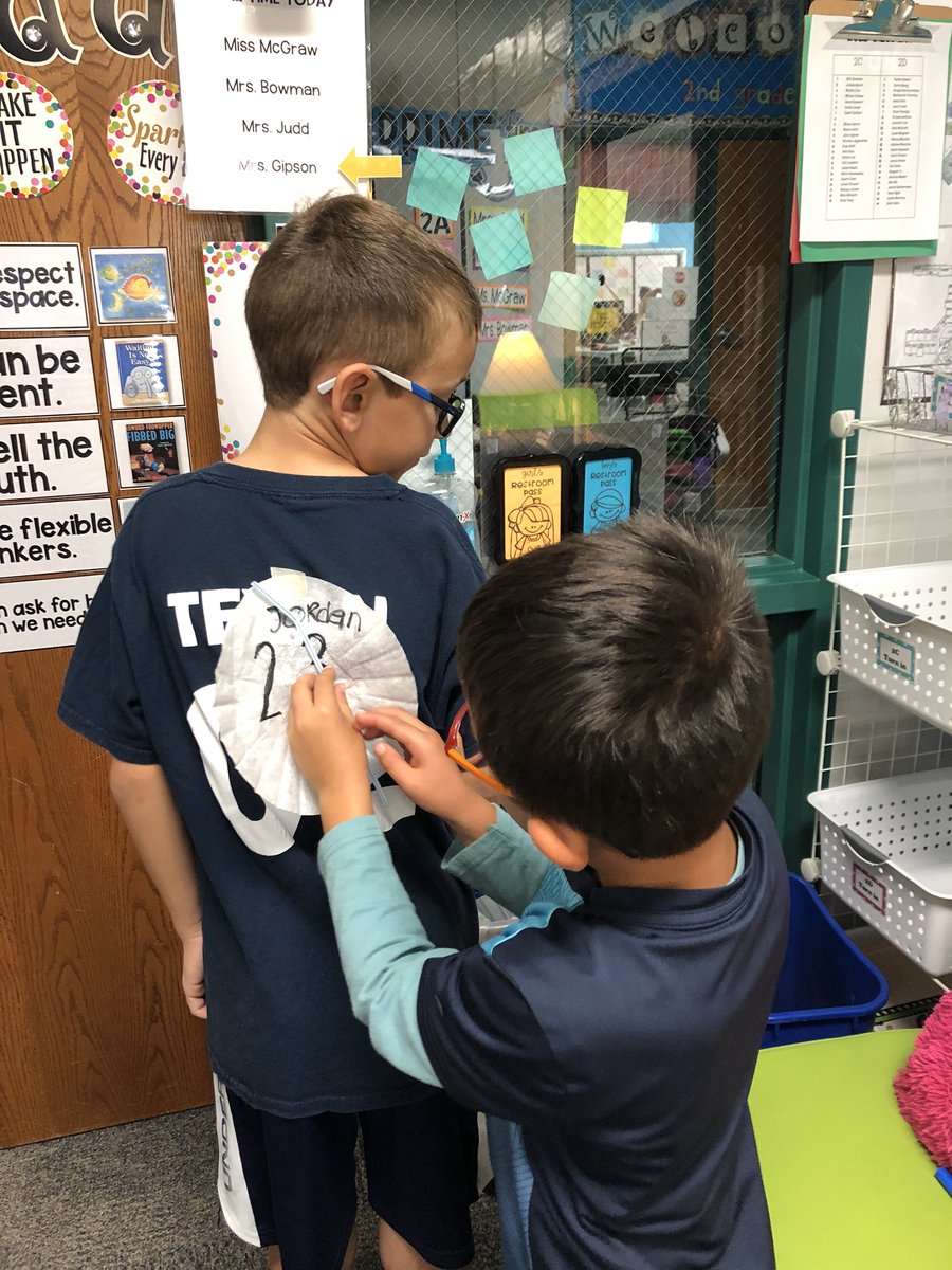 MrsJuddTCE's tweet photo. Decorating Famous Americans to be added to Mt. Rushmore. Fun times in Social Studies today! #tce2ndgrade #tcetexans #cisdourstory #mindmissions https://t.co/aoi97MJlBs
