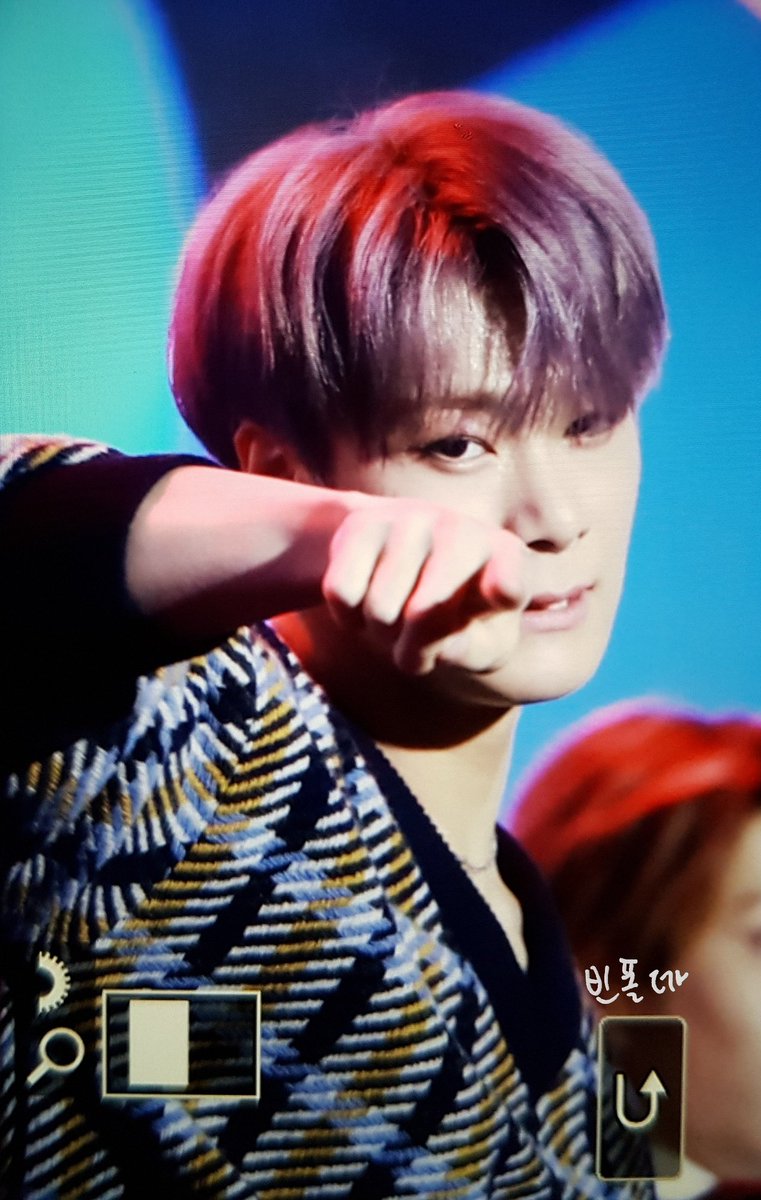 bin_folder's tweet image. [PRE] 191101 유니콘 아스트로 문빈

오늘도 무대 뿌시고 오셨다❤🔥
@offclASTRO

#아스트로 #문빈 #ASTRO #MOONBIN #アストロ #ムンビン #文彬