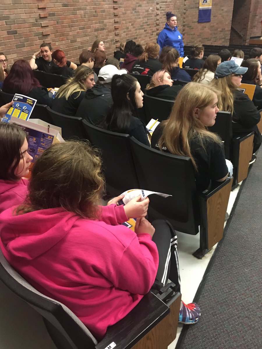 Welcoming recruits from three regional schools to <a href="/KSUTusc/">Kent State Tusc</a> this morning. These students will experience Veterinary Technology first hand as well as activities in our <a href="/KentTuscALC/">Kent State Tusc ALC</a>