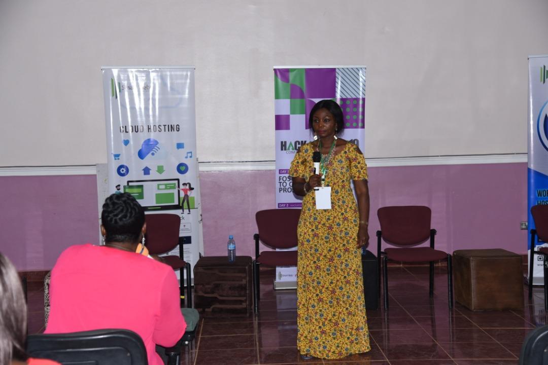 mancha_chung's tweet photo. Parents must learn to discuss sex education with their children so as to get the right exposure.
@madellabella

#HackJosCon19 https://t.co/YpIKg1glkh