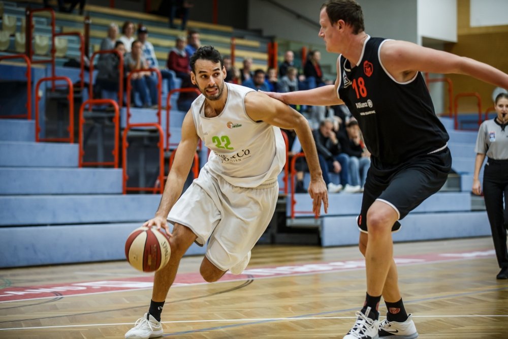 Basket Flames tweet media