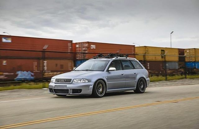 Camp_allroad's tweet photo. Freight Train | ๐ธ @kues0 | Share @rs4fanatics | #campallroad #Audi #RS4 #Avant #quattro #B5squad #B5elite #B5society #wagoon #wagonsteez #wagonation #wagonsonly #Audi_official #audigramm #audiloverr #audizine #fourtitude #quattroworld #audipixs #b5adโฆ https://t.co/wsxLo7Ornj https://t.co/HGBN6vTqP8