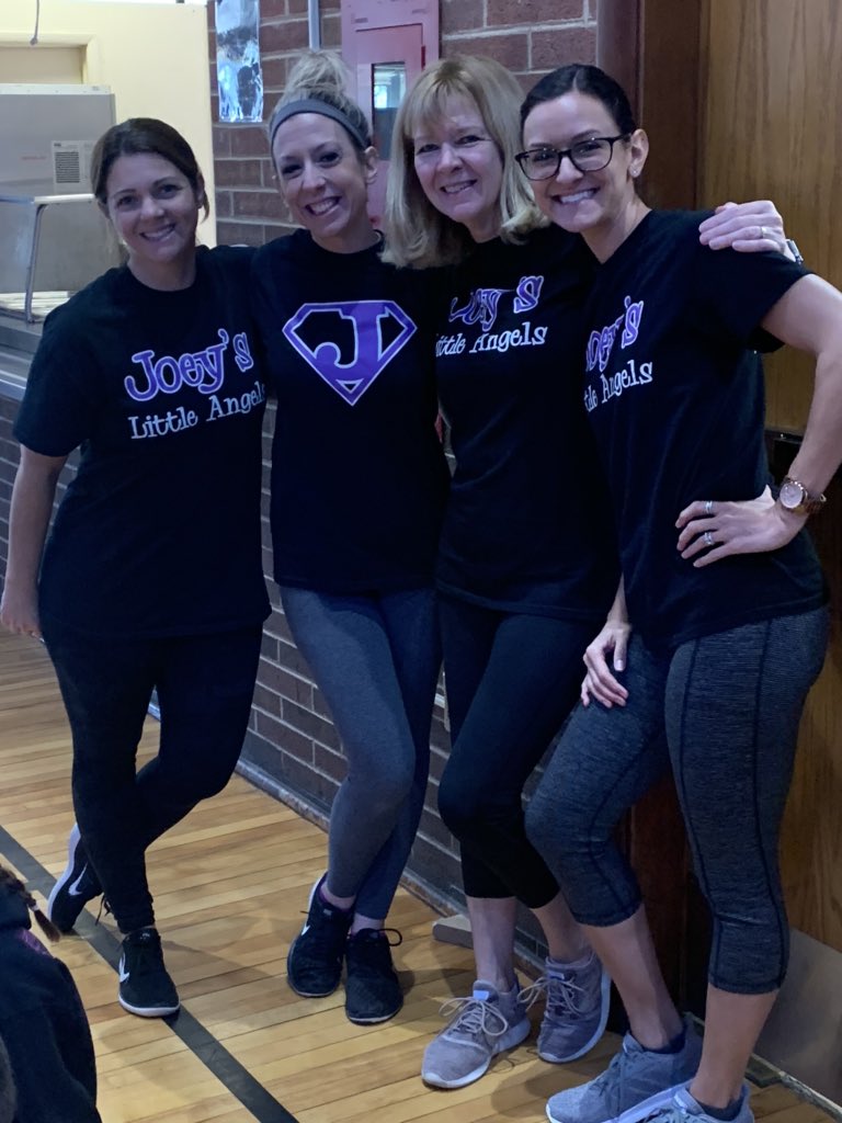 HTSD_Sayen's tweet photo. Fun Fitness Friday at Sayen!  Teachers got in on the action!  #sayenstrong @WeAreHTSD @VasilDiana https://t.co/ojForfSh15
