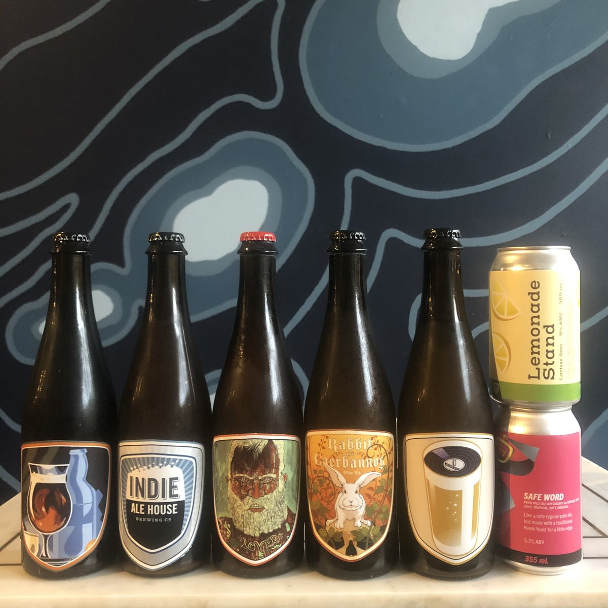 indiealehouse's tweet photo. We've got a hefty lineup in for you this weekend with 14 different brands.
What will you be drinking this weekend?
·
·
·
·
·
#LiveIndie #IndieAlehouse #WeekendLineup #AvailableNow #CraftBeer #BeerTO #TorontoCraftBeer #OntarioCraftBeer https://t.co/QgsZIDHIk8