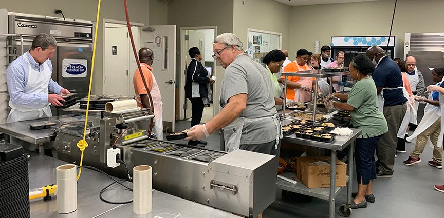 FriendshipTrays's tweet photo. Friendship Friday it is! Another wonderful week in the kitchen with our amazing volunteers, this week highlighting our Tuesday Regulars! There's nothing regular about this group!!! Won't you come join us? #FriendshipFriday #FriendshipTrays #VolunteersRock https://t.co/seKX1Z2ob4