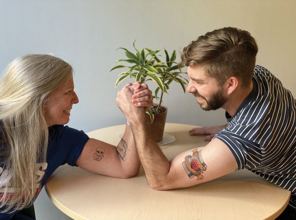 rmagency's tweet photo. We had so much fun designing and applying these custom tattoos before we shipped them off to one of our clients as a surprise to celebrate our 10 year workiversary! 👏🎊#clientlove #workiversary #customtemporarytattoos https://t.co/hGELlvbalp