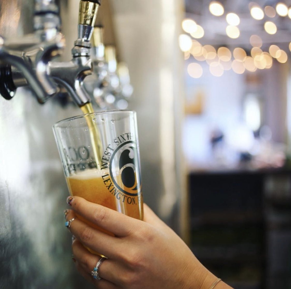 westsixthliz's tweet image. Happy @LouBeerWeek y’all! Today @MonnikBeer is hosting a Lexington beer invasion featuring the @WestSixth Tropical Sour with Passion Fruit &amp;amp; Guava as well as the Bourbon Barrel Burley Barleywine! Cheers to the weekend! 🍻#localbeerstastesbetter