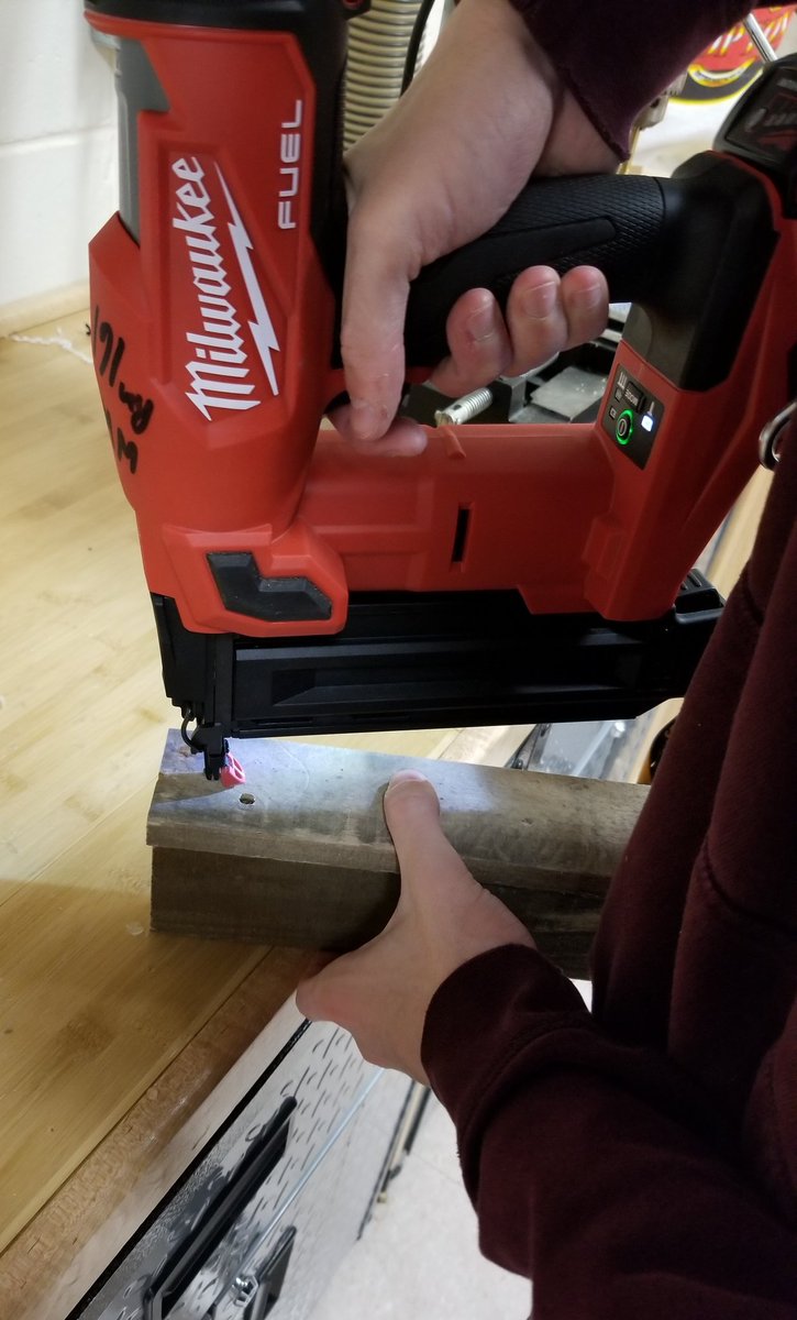 WWHSTechCoach's tweet photo. Eng & Tech Ss dressed up our leftover pallet from the @MilwaukeeTool donation for halloween.
Utilizing some of the brushless M12/18 Fuel tools (& #cnc too) they were able to #upcycle the pallet as a cordless tool charging station.
#wwhswizardpride
#designitmakeit https://t.co/I1iAZcEGBf