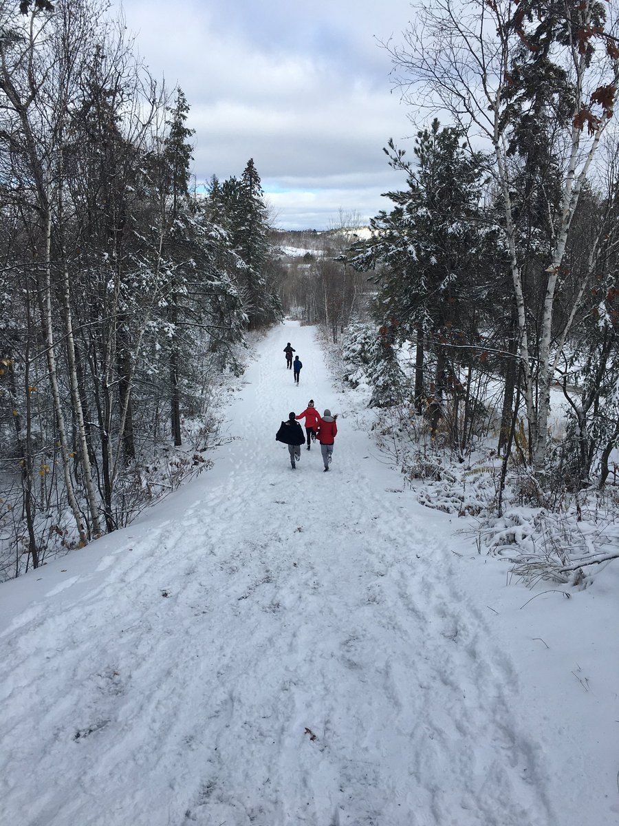 Sandwich_Sabres's tweet photo. Our #SSSabres cross country team is in Sudbury preparing for tomorrow's race at @OFSAA. Wishing all the best to the runners completing in this weekends events. https://t.co/1cj685js4v