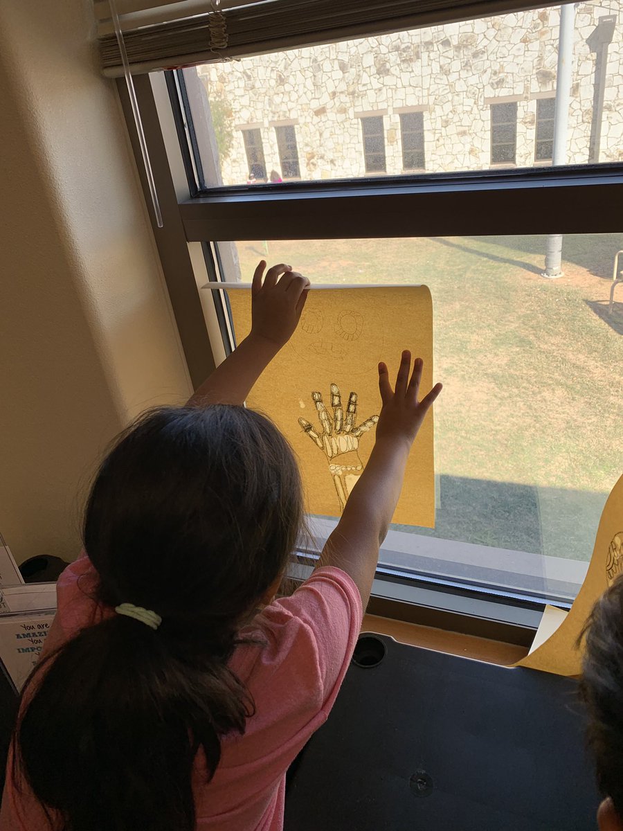 IrishTeacher3's tweet photo. Homemade X-Rays in homemade science! π©πΌβπ¬π¨πΎβπ¬π #createmore #eSlot #RRISD1family @ElsaEngRRISD https://t.co/poxuLAAQ2I