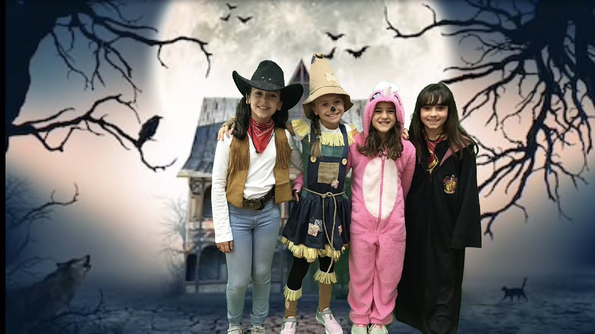 teach2reach_'s tweet photo. Happy Halloween from the grade 3 &amp; 4s! @SMCDSB_SCH https://t.co/gGtwN3Dg7R