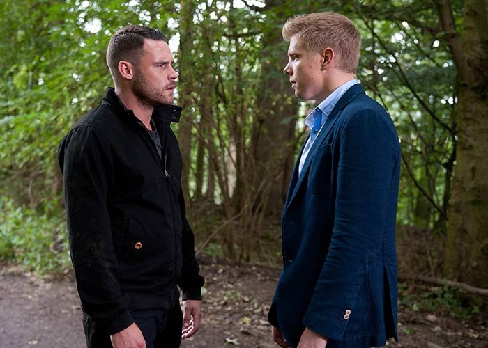 MichaelStace98's tweet photo. #GoodbyeRobert and #GoodbyeRobron. The last 5 years have been a extraordinary. Aaron and Robert's on-off relationship has been a real pleasure to watch. I will forever love this couple. I hope Robert will return one day and I hope #Robron will reunite. #Emmerdale #RobronForever https://t.co/cnpscSjRdK