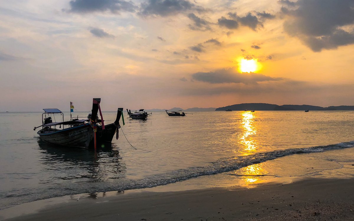 🇹🇭 Dernier récit de notre voyage en #Thaïlande : les plages paradisiaques d’Ao Nang. Une lecture utile si vous prévoyez une escapade thaïlandaise début 2020 ! #VendrediLecture

👉 tipsincluded.fr/2019/11/01/tha…