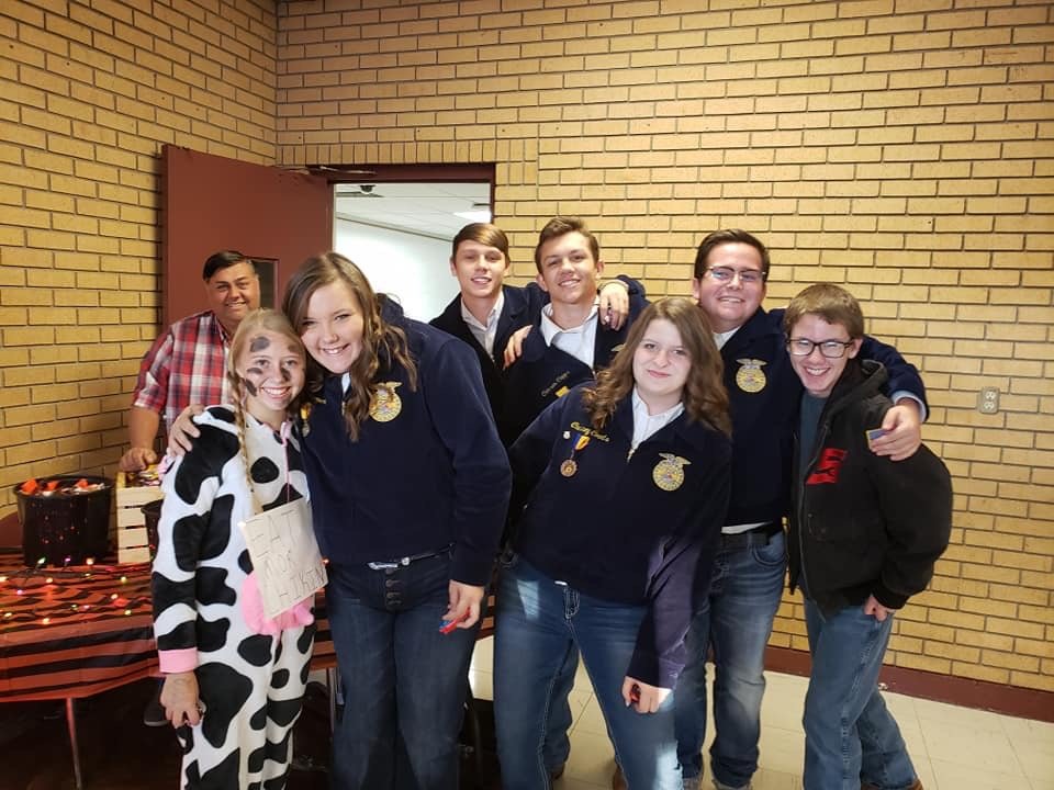 Byng Public Schools on Twitter "AMAZING turn out for our Trunk or