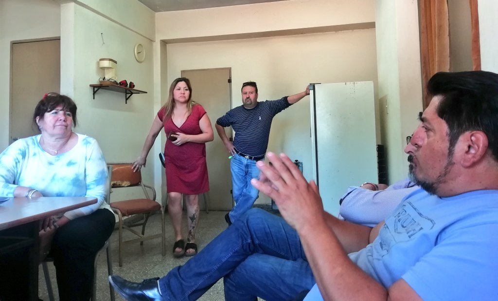 Recorrí la planta de la "ex propulsora", mientras los trabajadores me contaban sobre su organización para defender su trabajo y sus gestiones para armar la cooperativa. La energía de cada relato refleja que el futuro siempre es colectivo y cooperativo. 👏