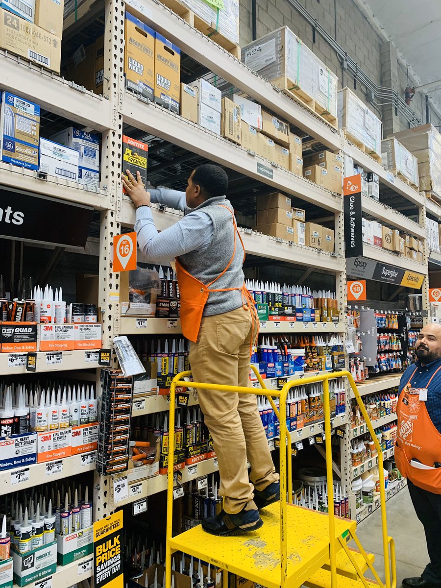GBlanchard0101's tweet photo. When you don’t just talk about in-stock, you BE about in-stock! #tomtraining #ourRVPisbetterthanyours @JabarrBean @LisaFerence https://t.co/CeCTr3Ofqg