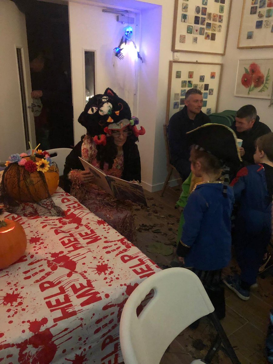 Harpballitore's tweet photo. Spooky nite last evening in the village with great local help to organise storytelling for the kids and house of horror experience in the Tanyard #Ballitore https://t.co/KwvMI6HFEm