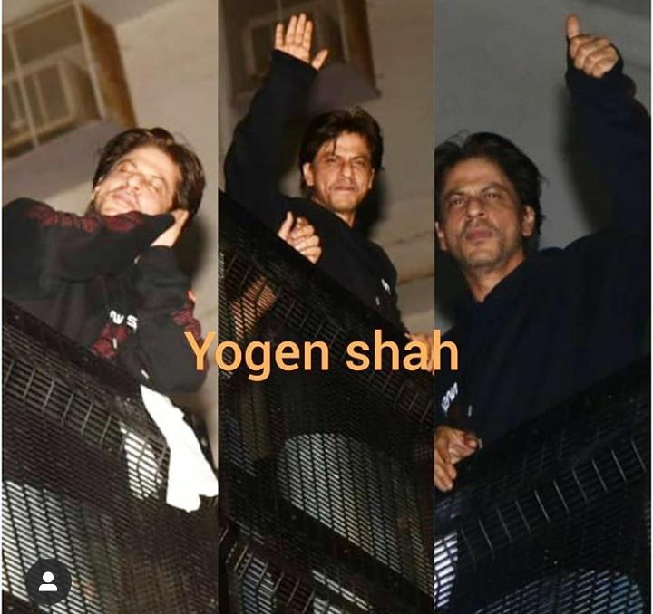 Mohammed99240's tweet photo. #HappyBirthdaySRK @iamsrk 👑❤🎊🎂🎉 https://t.co/xNh9cPOGQP