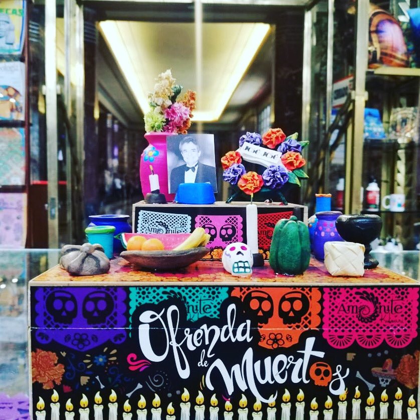 ¡Feliz Día de muertos! @fundacion_inba @palaciooficial #díademuertos #finba #fundacioninba #palaciobellasartes